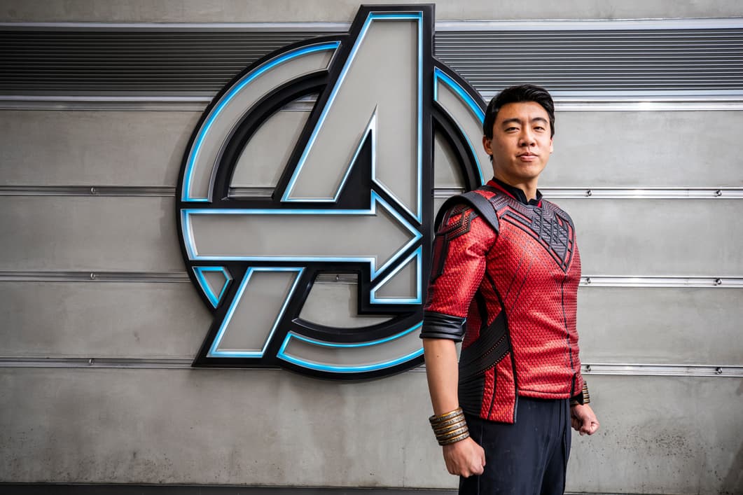 Shang-Chi volta ao Avengers Campus com novo visual
